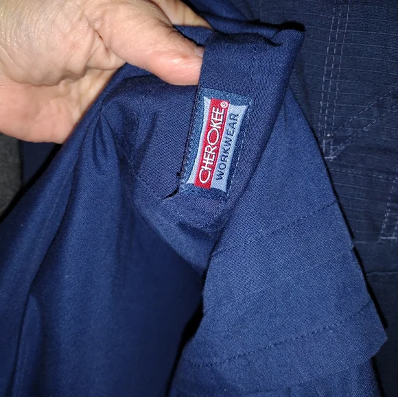 Men's scrubs - Picture 6 of 12